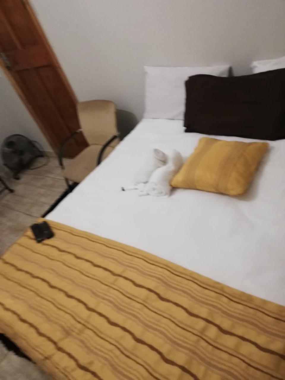 Green On Minni Guest House Pretoria Luaran gambar