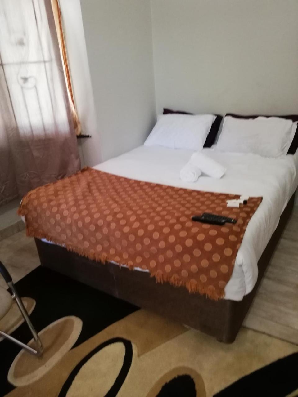 Green On Minni Guest House Pretoria Luaran gambar